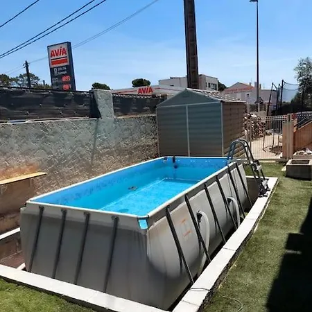 De Piscine 8 Couchages Сasa de vacaciones *