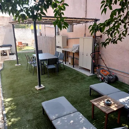 Hébergement de vacances De Piscine 8 Couchages
